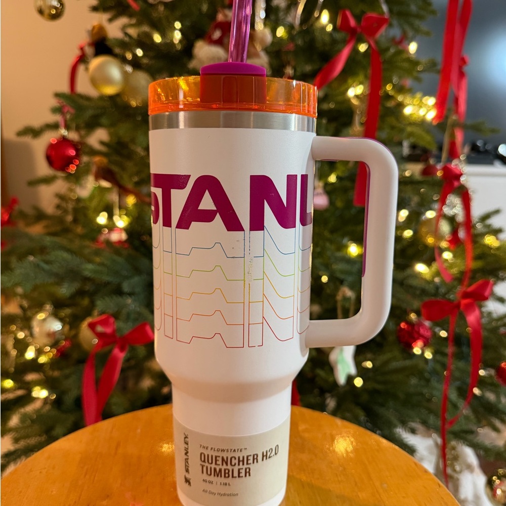 Stanley White Insulated Tumbler Rare!!